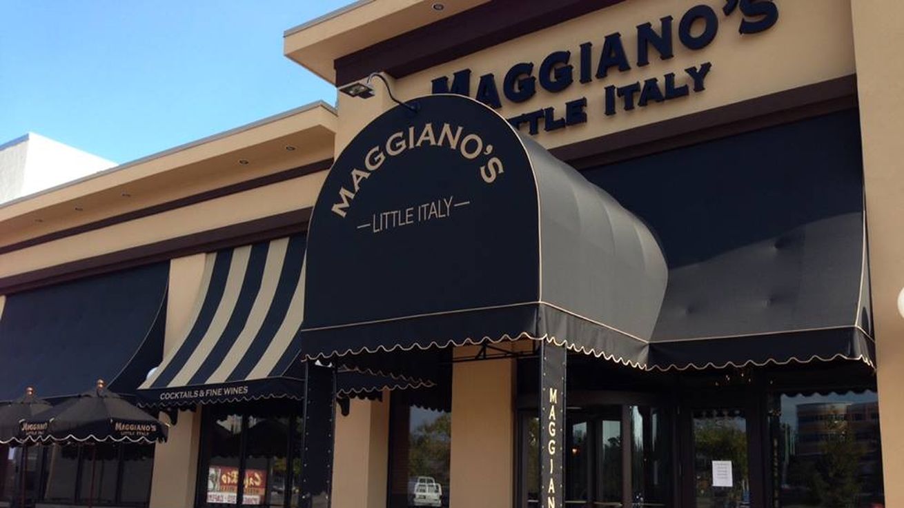 Maggiano’s Little Italy keto friendly restaurants