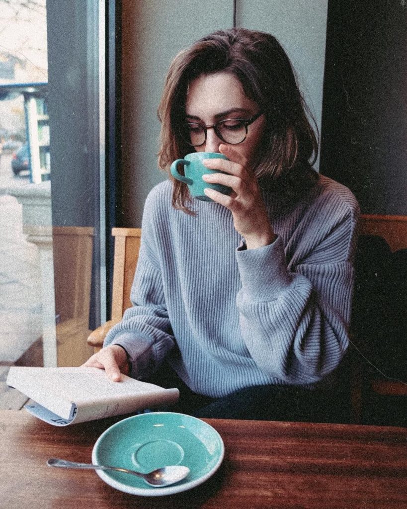 Why Does Coffee Make You Poop? Isn't Coffee Dehydrating? Bee Healthy