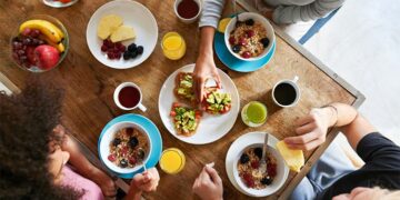 How to eat the right way for a fit and healthy life