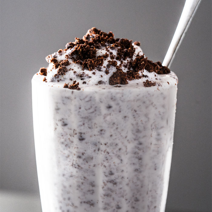 Keto oreo cookie Shake