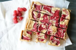 Dark Chocolate-Raspberry Breakfast Bars