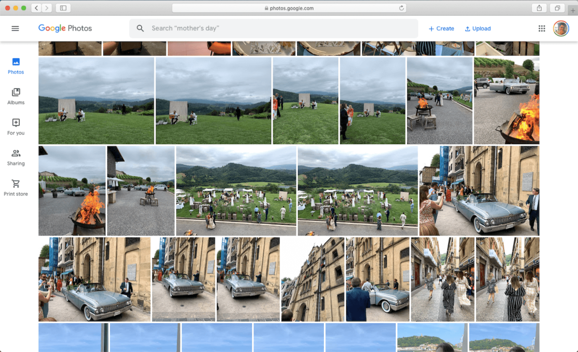 Google Photos sharing website